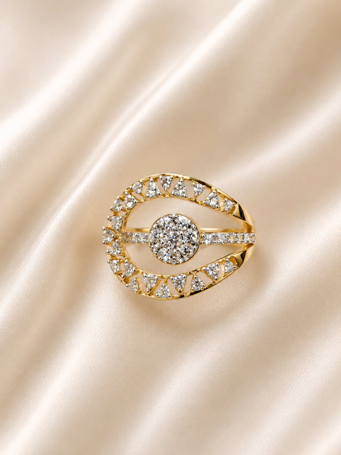 Golden Eye Diamond Ring